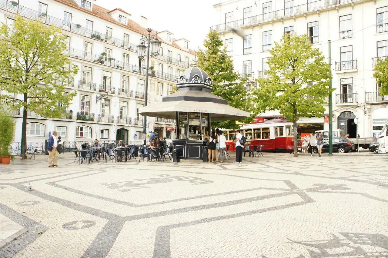 Cozy Apartment In Bairro Alto Lisbon